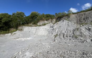 Tambang Tanpa Izin di Watu Mori: Dugaan Kejahatan Lingkungan di Balik Proyek Jalan Pemerintah
