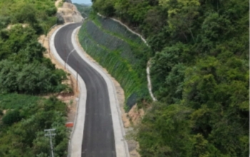 Progres Capai 99 Persen, Jalan Akses Pelabuhan Wae Kelambu Siap Rampung Akhir 2025