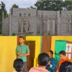 Legislator NasDem Salurkan 100 Lembar Seng untuk Rumah Pastoran di Manggarai Timur